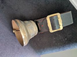 Kuhglocke mit Lederband