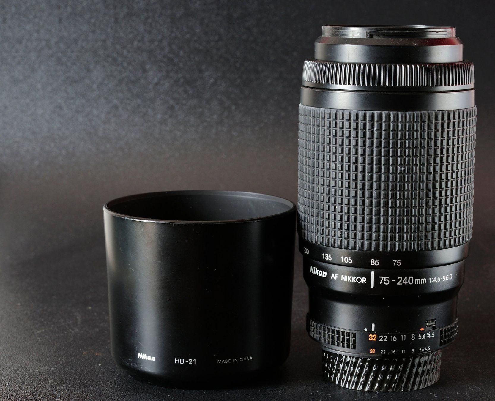 Nikkor Objektive: Nikon Nikkor 75-240mm – Gebraucht aus Fleurier von im_ghl 1