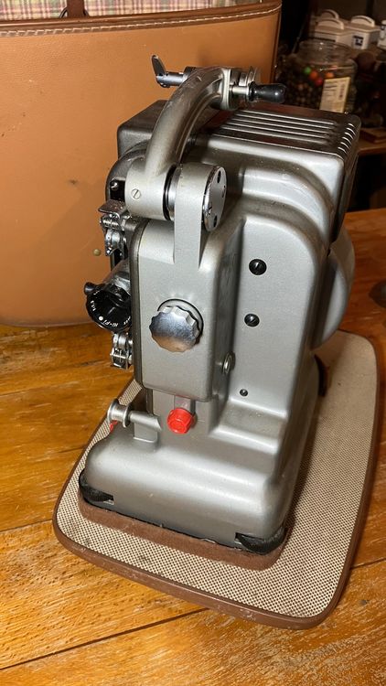 PROJECTEUR PAILLARD BOLEX M8 de films 8mm EUR 40,00 - FR