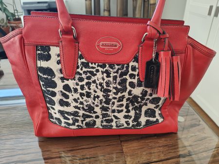 Sac à main Coach rouge et léopard  ❤️👜
