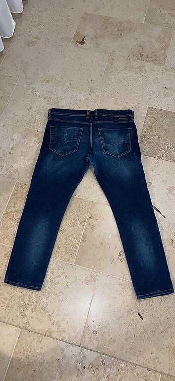 Jeans: Diesel Herren Jeans – Usato da Zürich venduto da Berrrfin 1