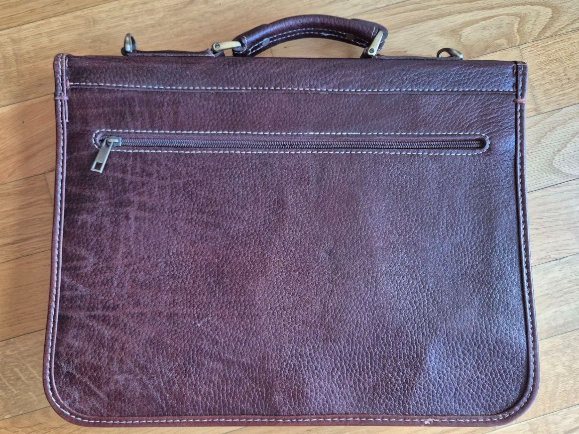 Taschen: Tasche aus echtem Leder – Neu – Gebraucht aus Zürich von MikeFe 1