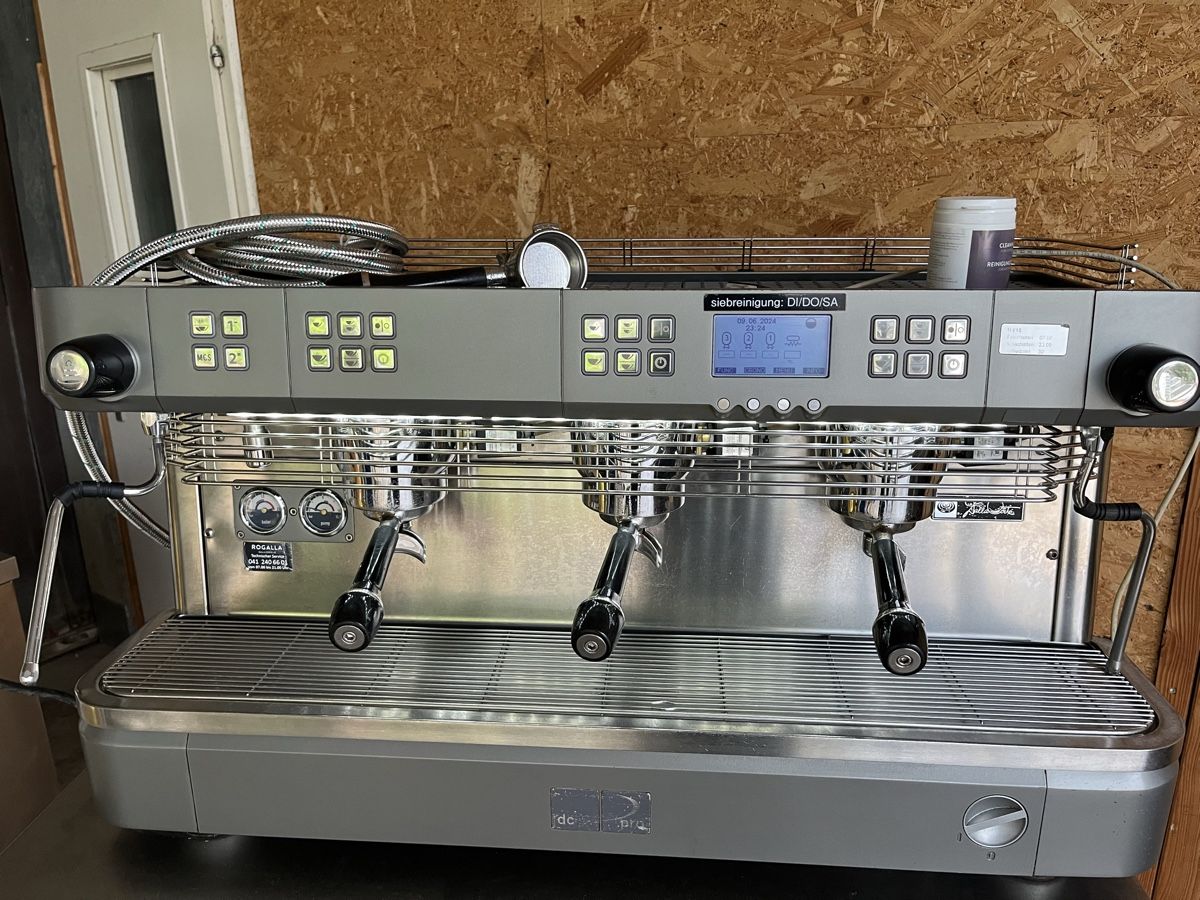 Macchine per caffè & Macchine per espresso: Gastro Kaffeemaschine 3-gruppig – Usato da Wohlen AG venduto da Moh80