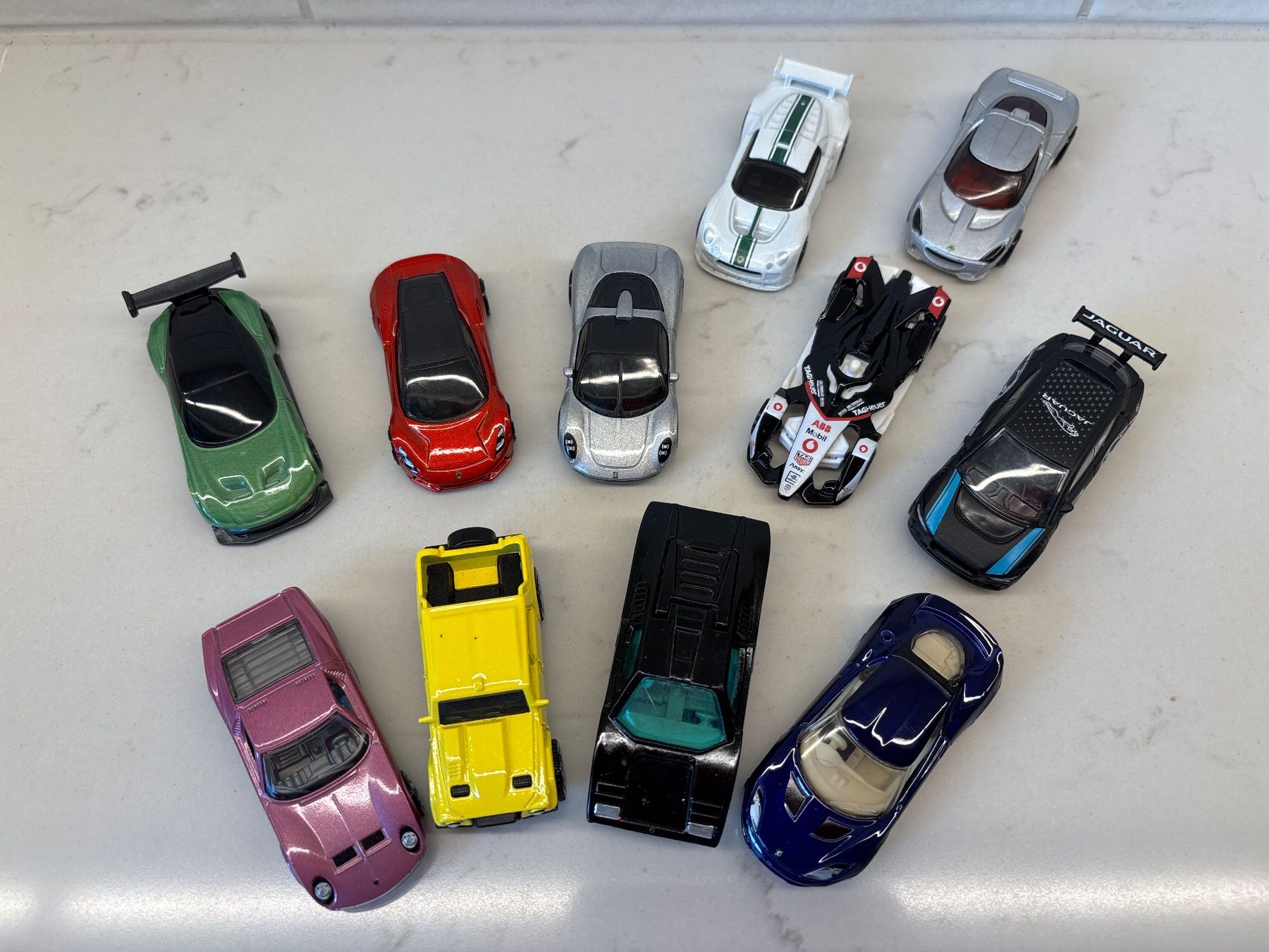 Hot Wheels Voitures modèles: Hotwheels et Matchbox lot de 11 voitures – D'occasion à Gollion par Hampton 3