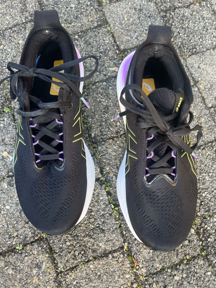 Asics Scarpe da donna: ASICS Turnschuhe – Usato da Bülach venduto da Cucculi