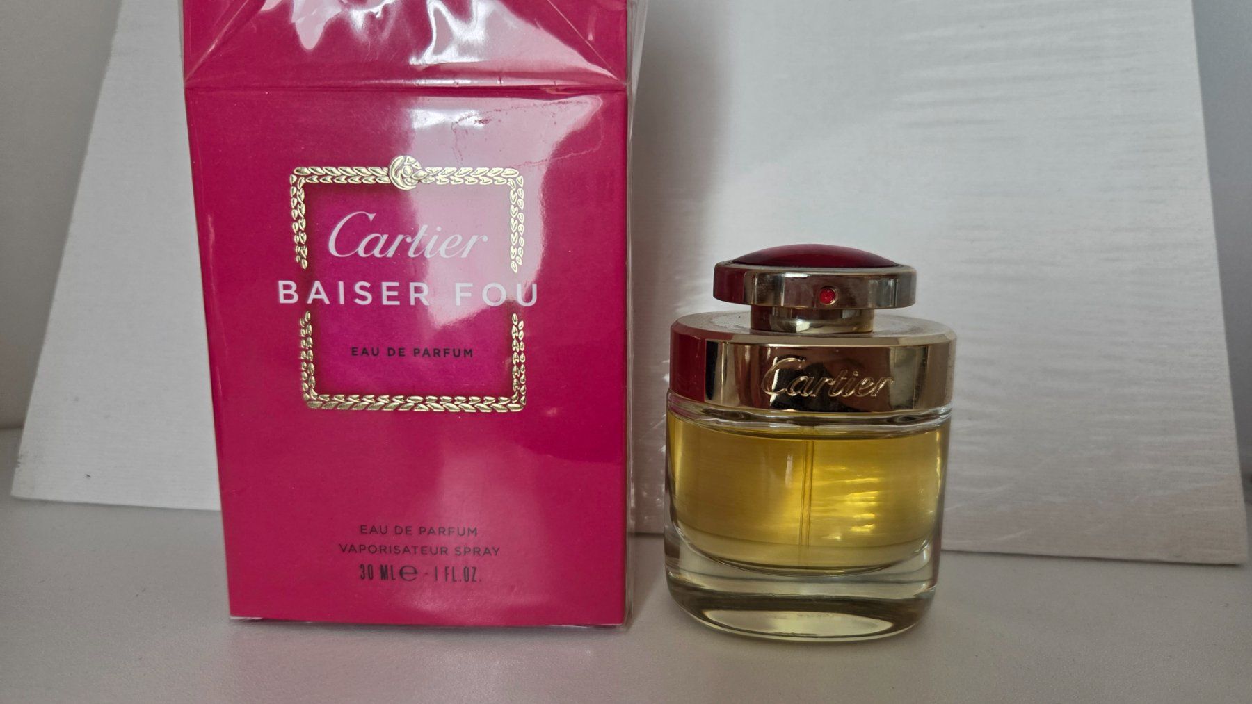 Cartier Profumi & Eau de Toilette: Cartier Baiser Fou Eau de Parfum 30ml – Usato da Weggis venduto da Leeclipse 1