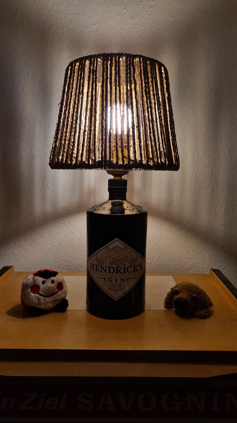 Lampade: Flaschenlampe Hendrick's Gin – Nuovo (secondo la descrizione) da Lenzburg venduto da Tolony