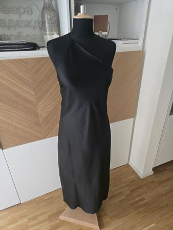 Schickes Mango Kleid, schwarz, ungetragen mit Etikett