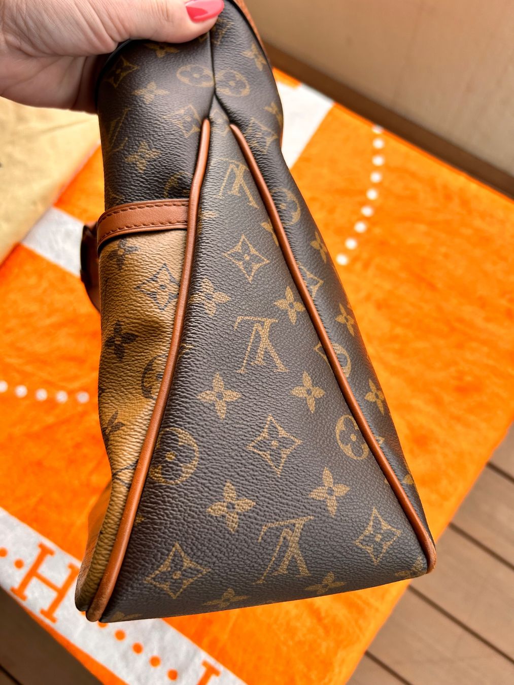 Louis Vuitton Taschen für Damen: Louis Vuitton Hobo – Neu (gemäss Beschreibung) aus Rotkreuz von Annie_87 3