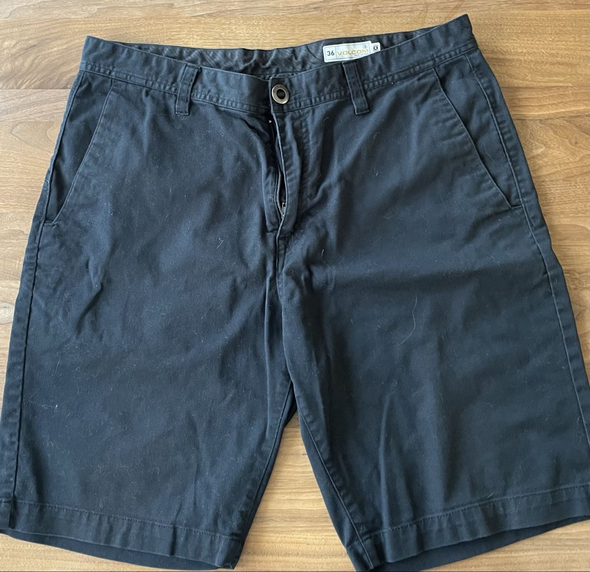 Volcom Hosen: Volcom Shorts – Gebraucht aus Winterthur von Ala_Minor
