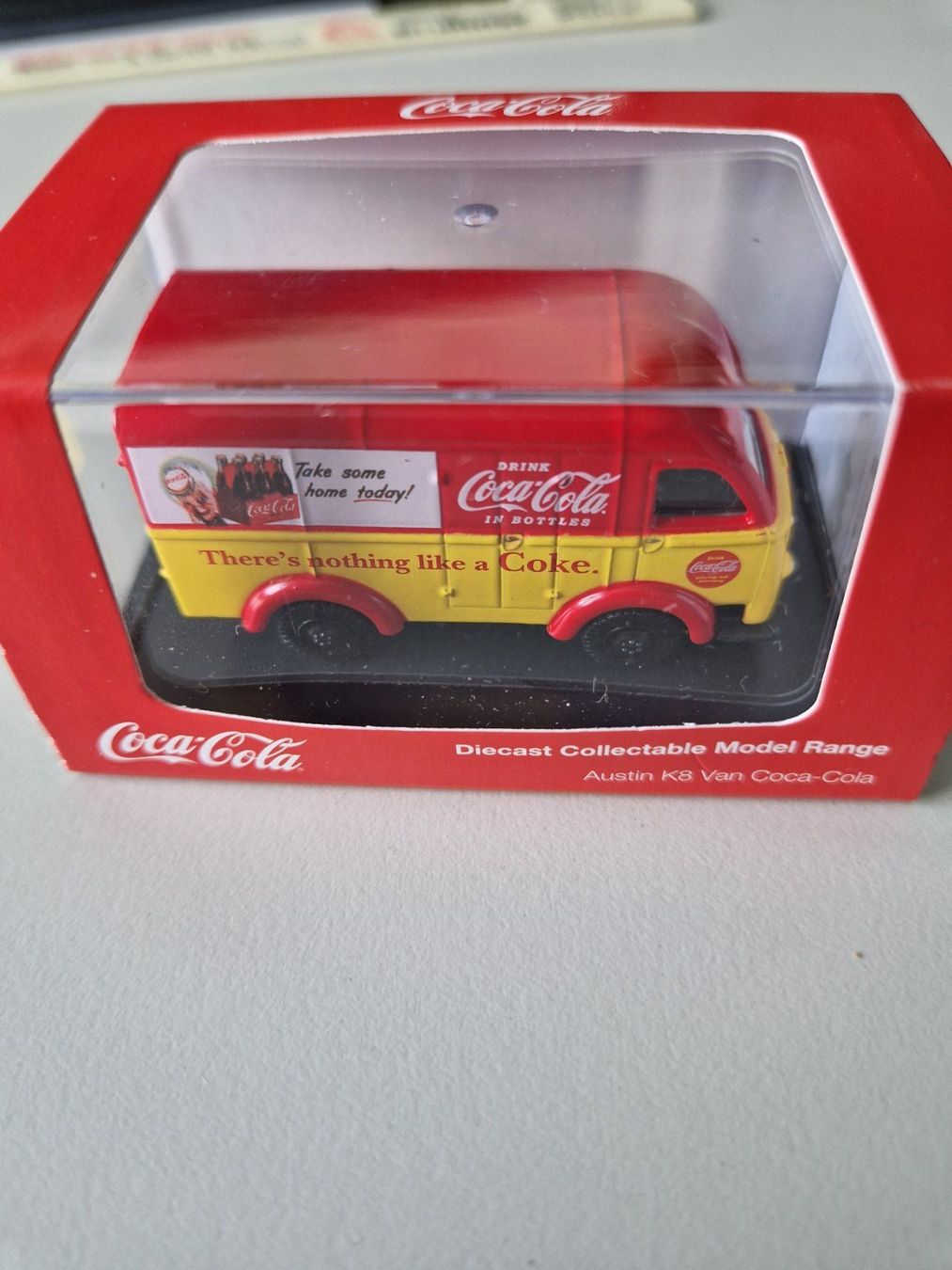 Coca-Cola Modellini d'auto: Coca Cola Austin K8 Van – Nuovo e nell'imballaggio originale da Rossrüti venduto da Petweiblau 4