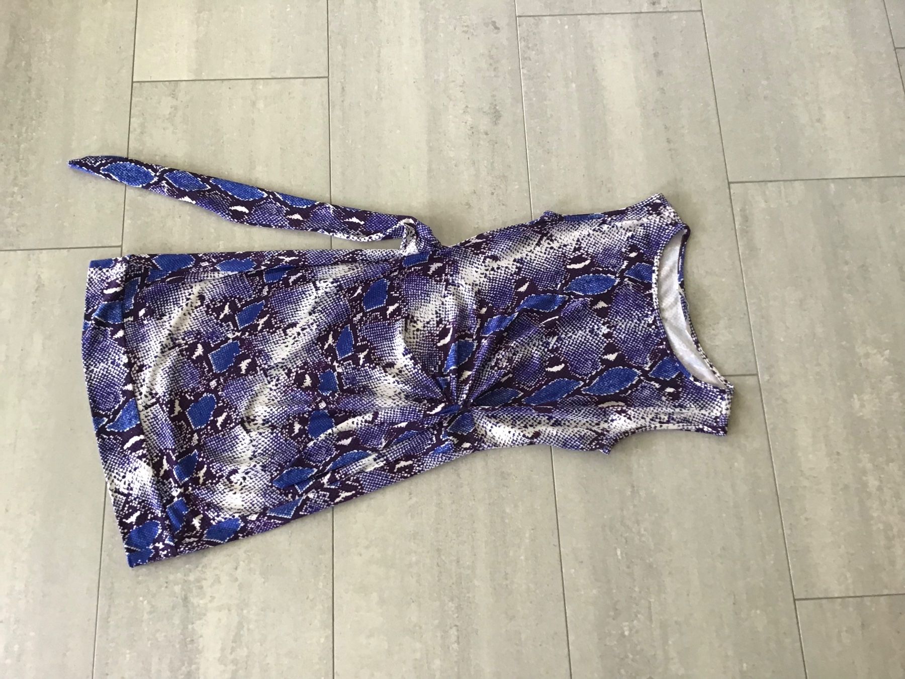 Diane von Furstenberg Vestiti: DVF New Della Python-Print Dress Blau, Seide, Gr.34 – Usato da frasnacht venduto da swimm02