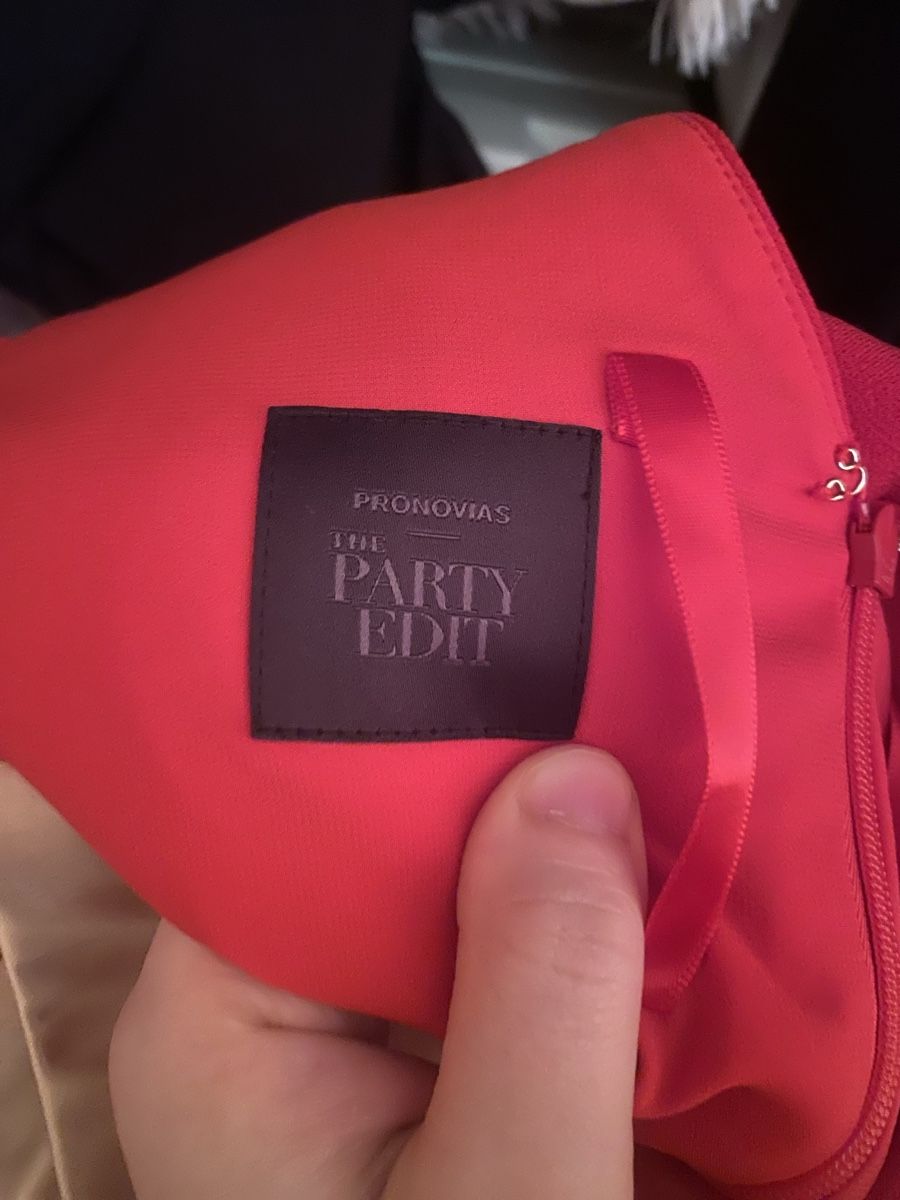 Pronovias Vestiti: Abendkleid Rot – Nuovo (secondo la descrizione) da Sarnen venduto da Linda.atv 3