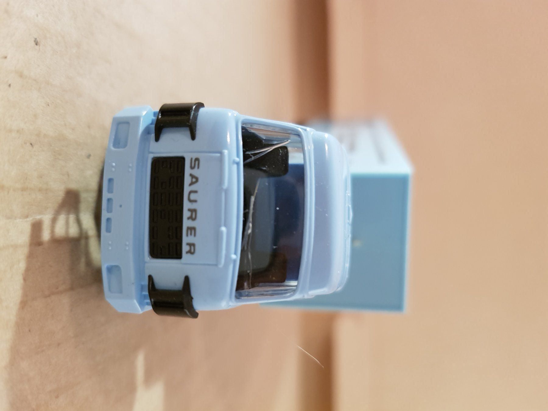 Herpa Modellini d'auto: SAURER. D 330 FB. 4X2,  1;87. CH. – Nuovo e nell'imballaggio originale da Romanel-s-Lausanne venduto da Bidule01