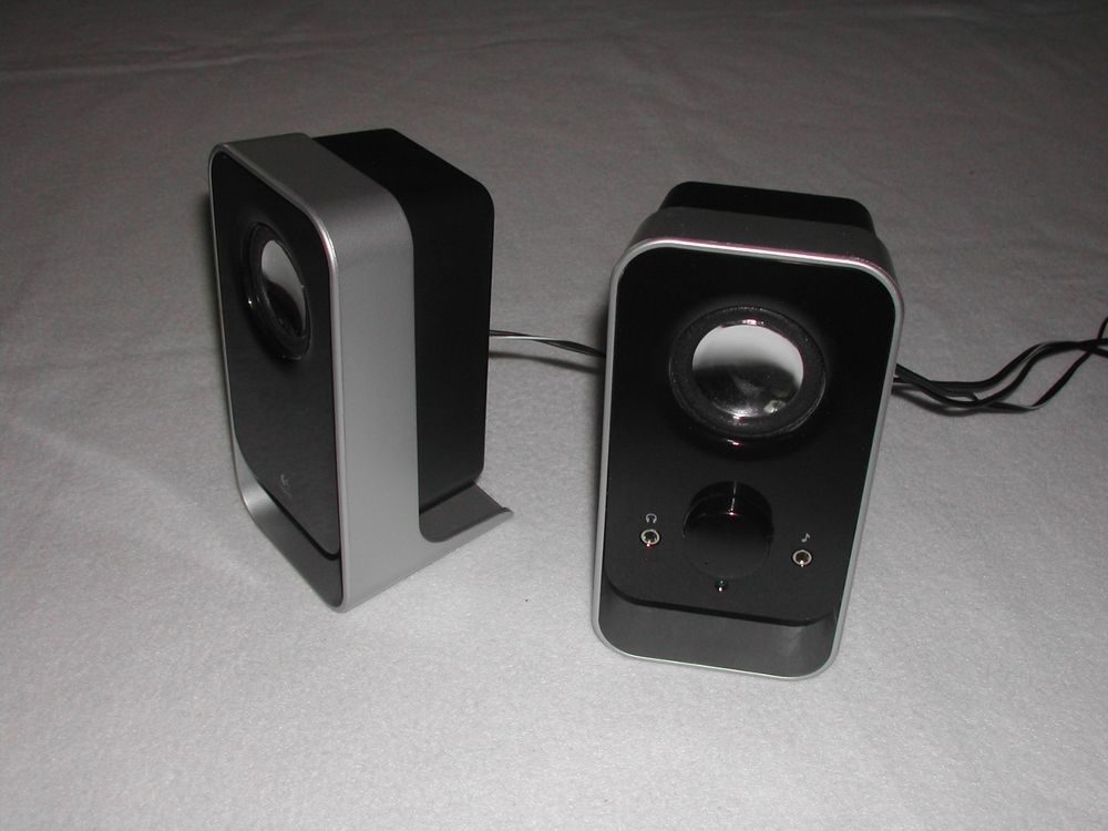 Logitech LS 11 Lautsprecher in Silber (Gebraucht) in Trun für CHF 6 ...