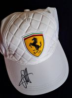 Sebastian Vettel Kappe weiss - Original in person Autogramm