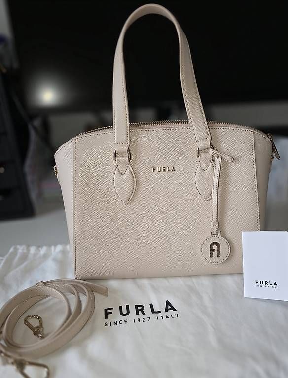 Sacs femmes: Furla "Minerva Mini Satchel" Ledertasche  – D'occasion à St. Gallen par pal_lvs9 1