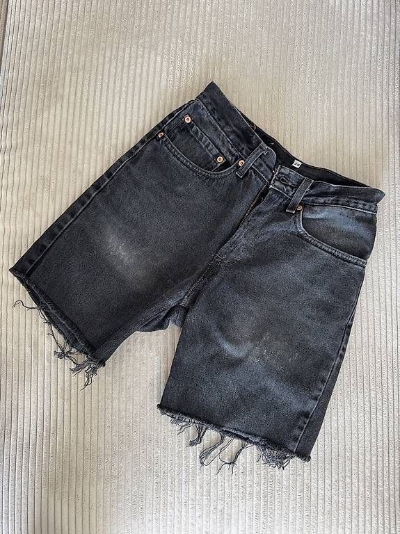 Levi's Jeans: Levi's Shorts, Gr 28 – Usato da Thun venduto da DascheLii