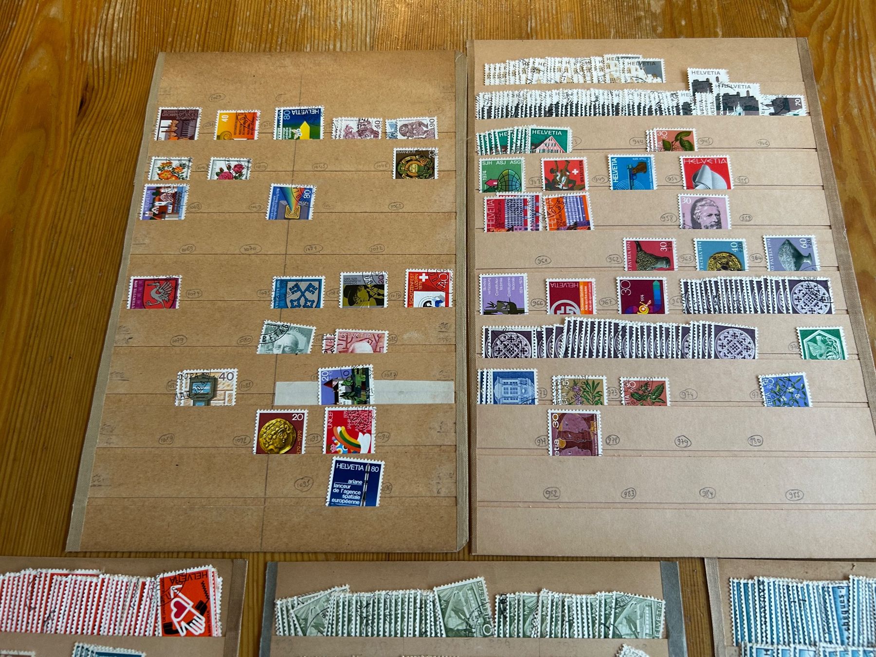 Tous les timbres: Timbres – D'occasion à YVONAND par denbil 1