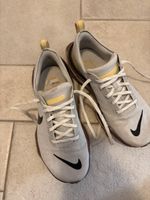 Nike Laufschuhe ZoomX Grösse 40 gebrauchter Zustand