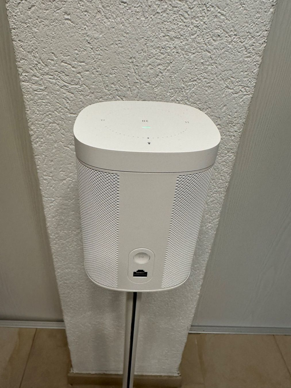 Sonos Casse acustiche: Sonos One mit Ständer - Top Zustand, Weiss – Usato da Othmarsingen venduto da daisy18 5
