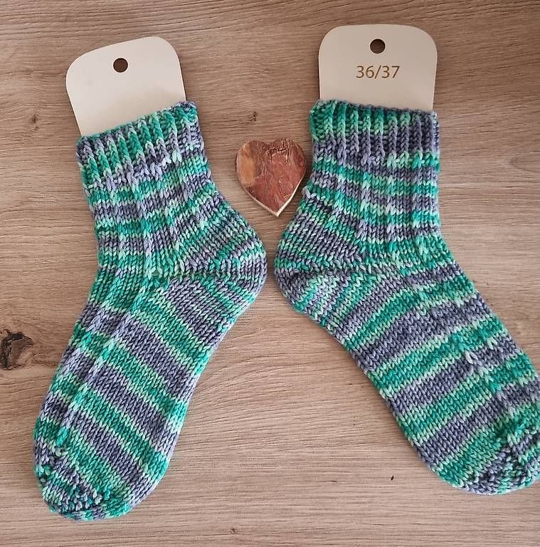 Calze: Handgestrickte Socken extradick Gr. 36/37 – Usato da Sirnach venduto da Chade209