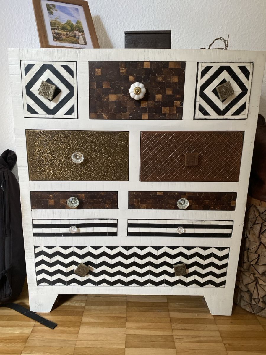 Regale: Wooden cabinet – Gebraucht aus Baar von nad_frc7