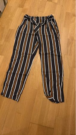Sommerliche Streifenhose von Marc Aurel – leicht & luftig
