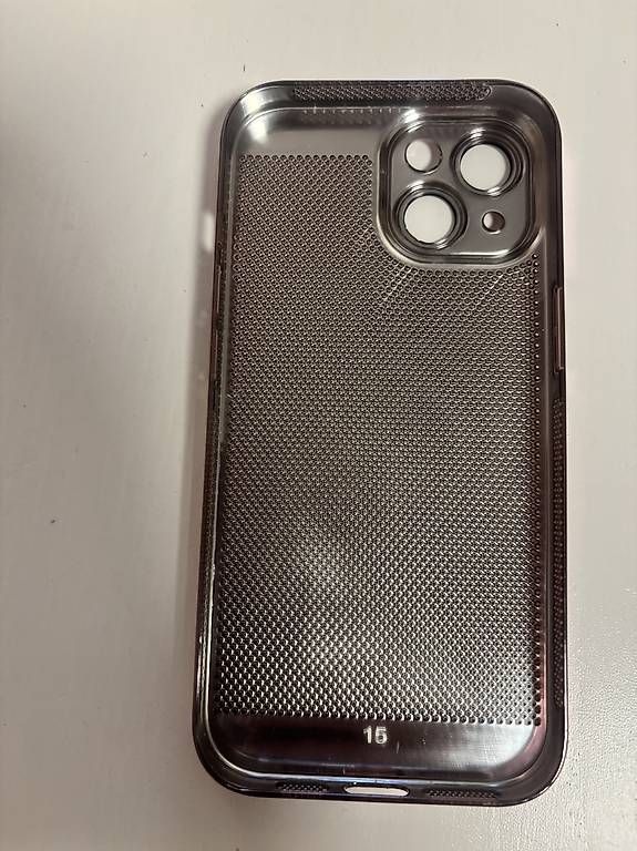 Covers & Schutzfolien: Handyhülle Iphone 15 NEU – Gebraucht aus Wittenbach von urs_8ndz 2