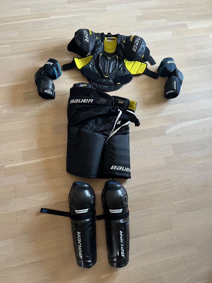 Bauer Protections: Hockeyausrüstung Bauer – D'occasion à Ipsach par Ermoso