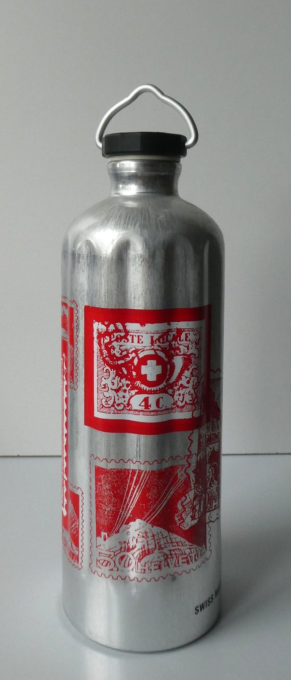 Sigg Borracce & Thermos: Sigg Flasche Swiss Made mit Schweizer Briefmarken Motiv – Nuovo (secondo la descrizione) da Frauenfeld venduto da Astra13 4