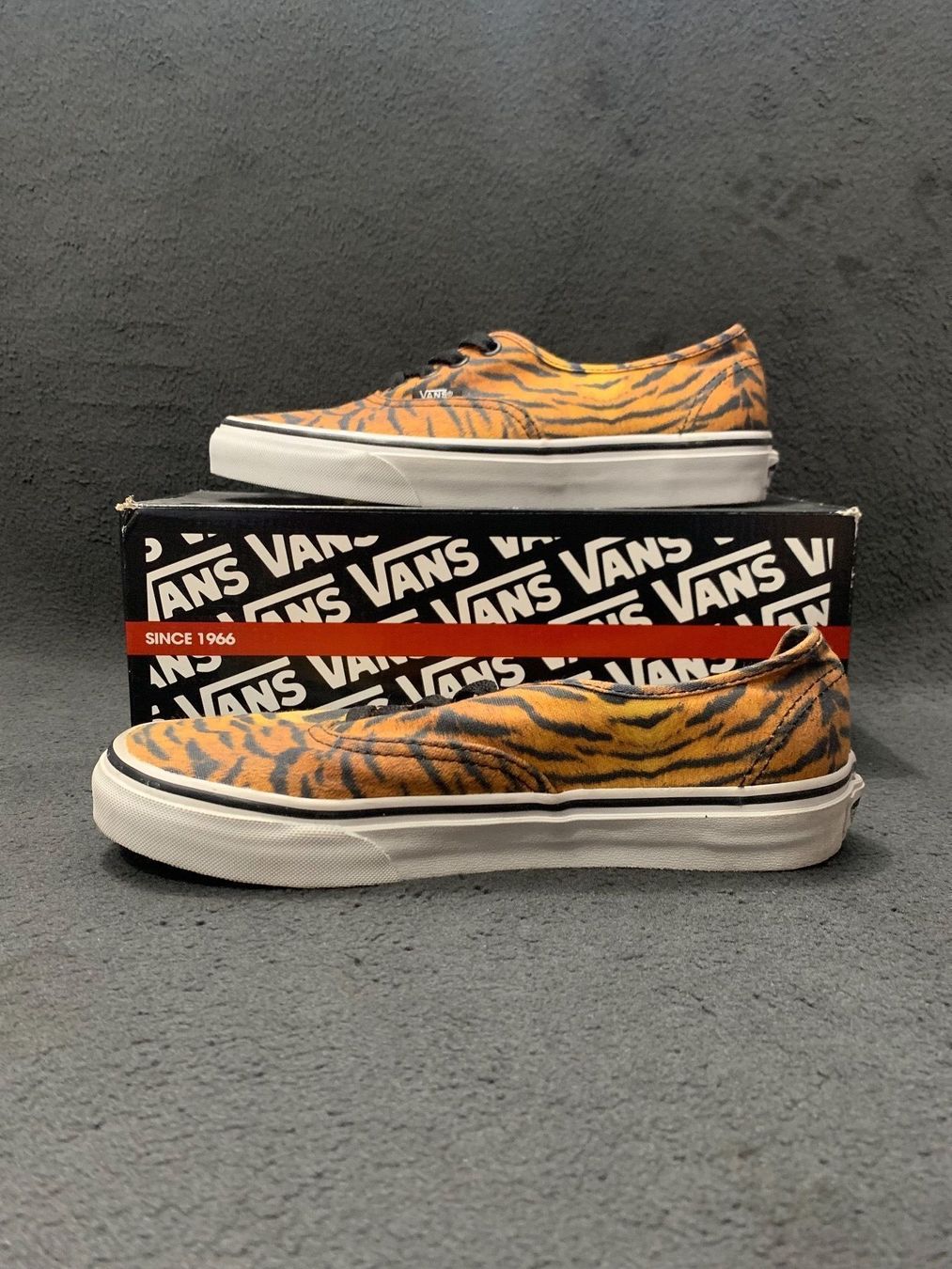 Vans Scarpe da donna: Vans Authentic, Grösse 36.5 – Nuovo e nell'imballaggio originale da Zürich venduto da LIQUIDATOR.CP 1