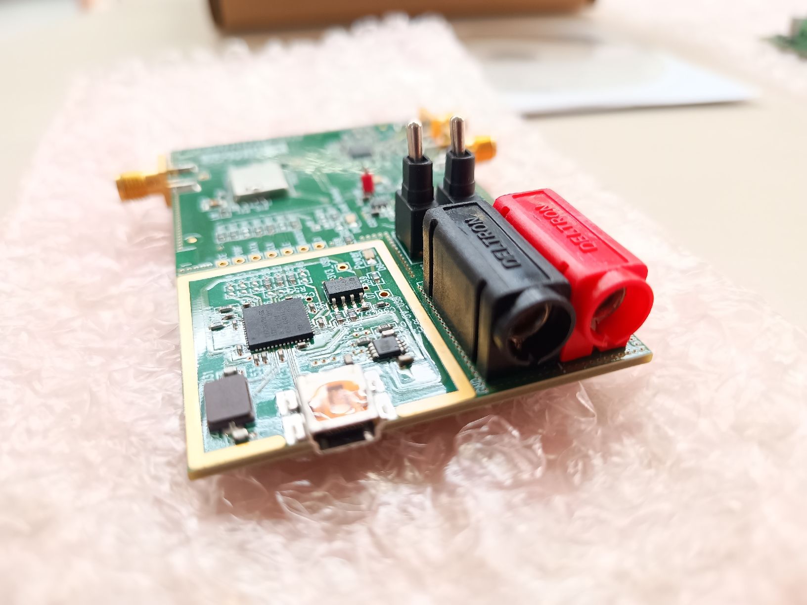 Composants électroniques: Analog Devices EVAL-ADF4351 Evaluation Kit, als defekt – Défectueux à Döttingen par Schlei 4