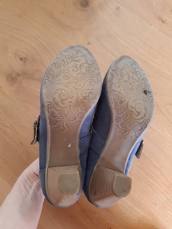 Damenschuhe: Pumps 39 – Gebraucht aus Nebikon von Haidihooo 1