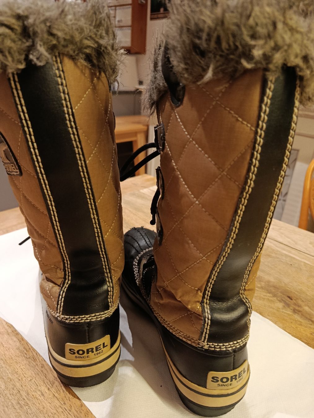 Sorel Damenschuhe: Sorel Stiefel Grösse 38 / 24 cm – Gebraucht aus Wattwil von sunicheyenne 3