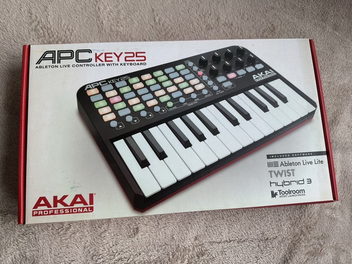 Akai APC Key 25 (Gebraucht) in Schaffhausen für CHF 30 – mit Lieferung ...