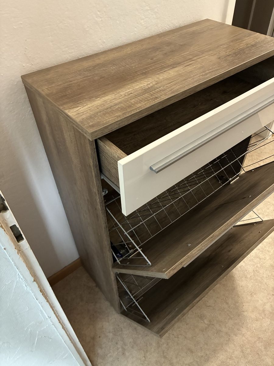 Cassettiere: Praktischer Schuhschrank – Usato da Wallisellen venduto da mar_c2rv 2