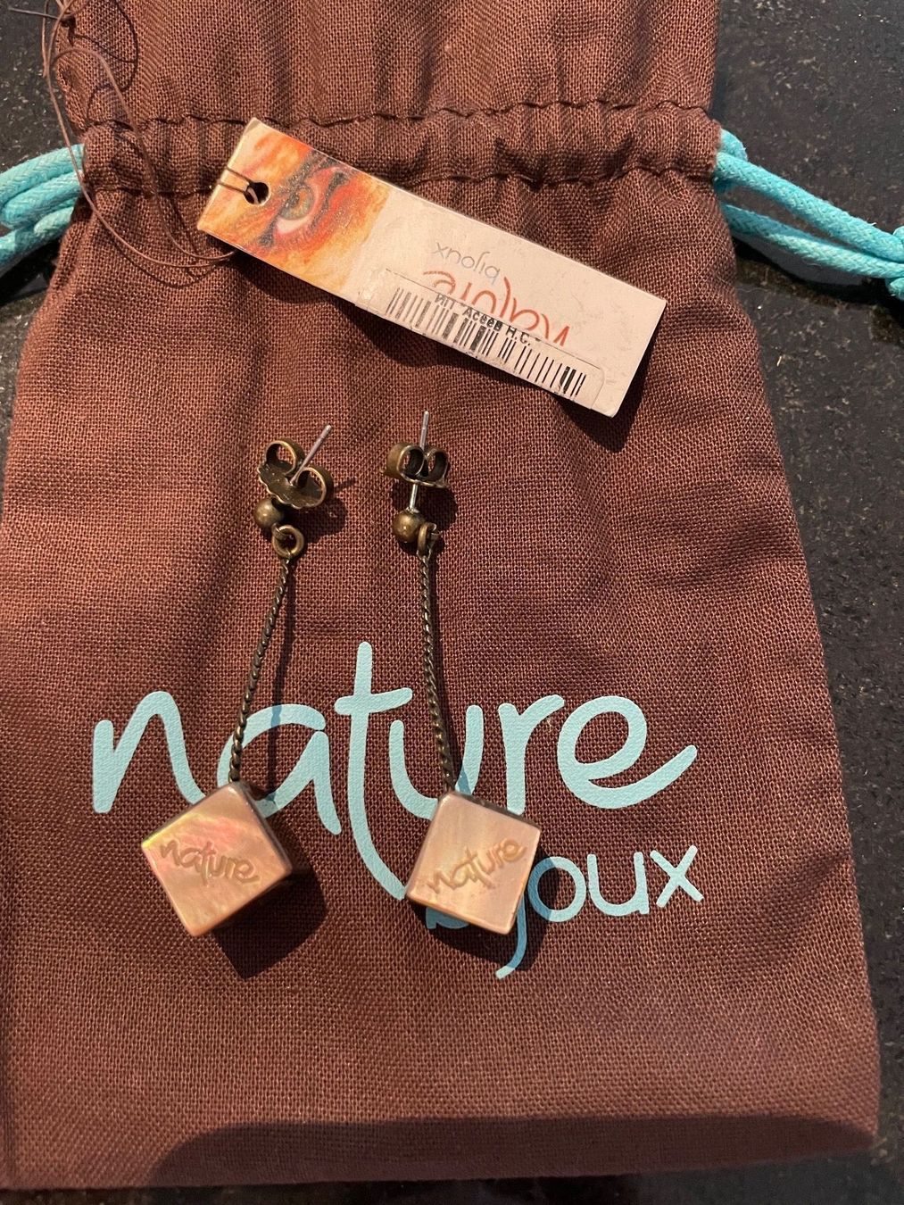 Boucles d'oreille: Nature bijoux earrings cubes – D'occasion à Pully par Sell_it_all