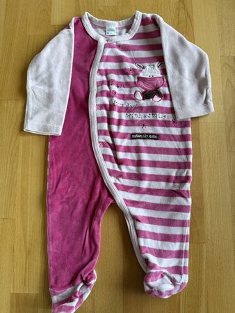 Warmes Pyjama mit Füssen Grösse 74