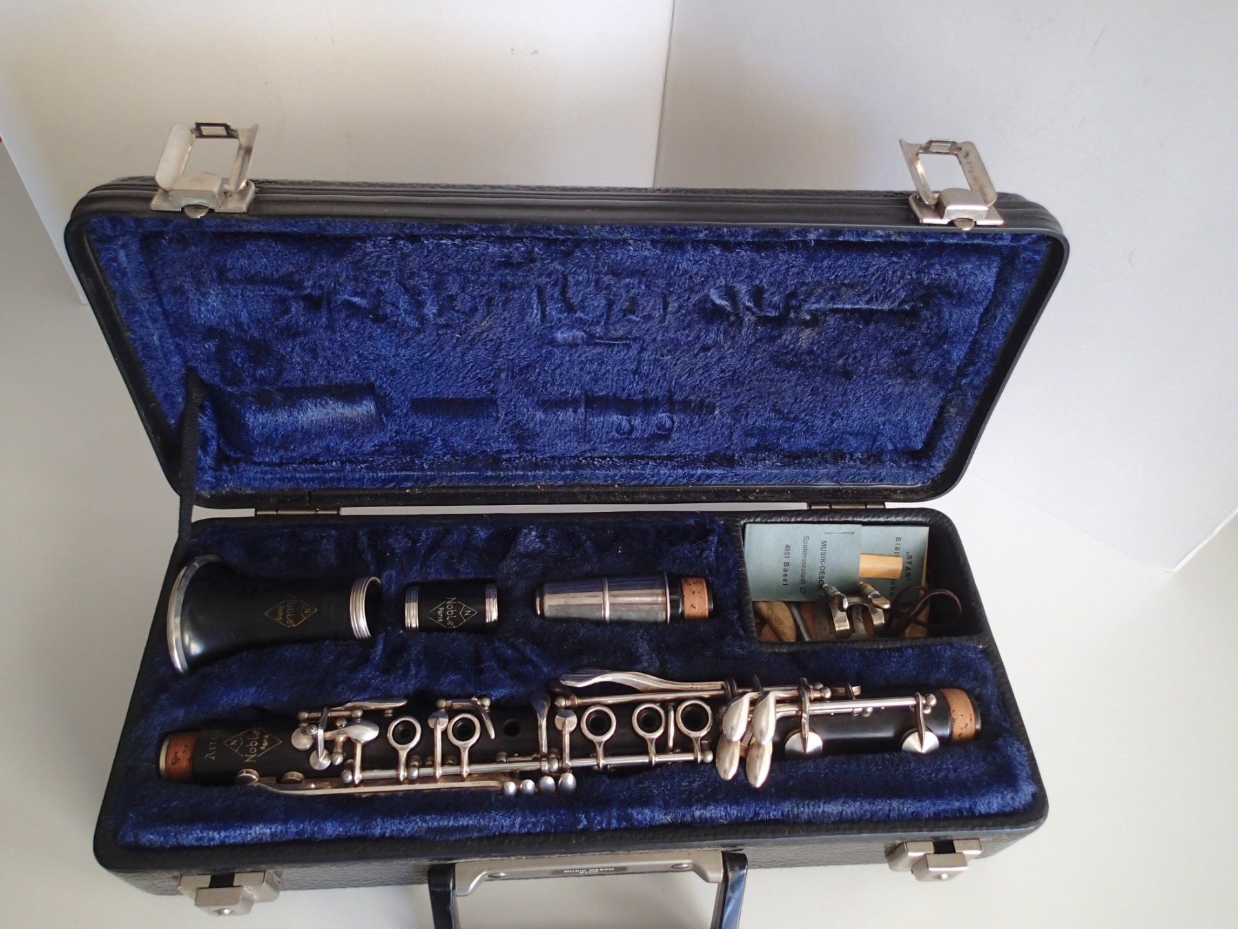 Strumenti musicali: NOBLET PARIS  Klarinette – Usato da Allschwil venduto da Salus17 1