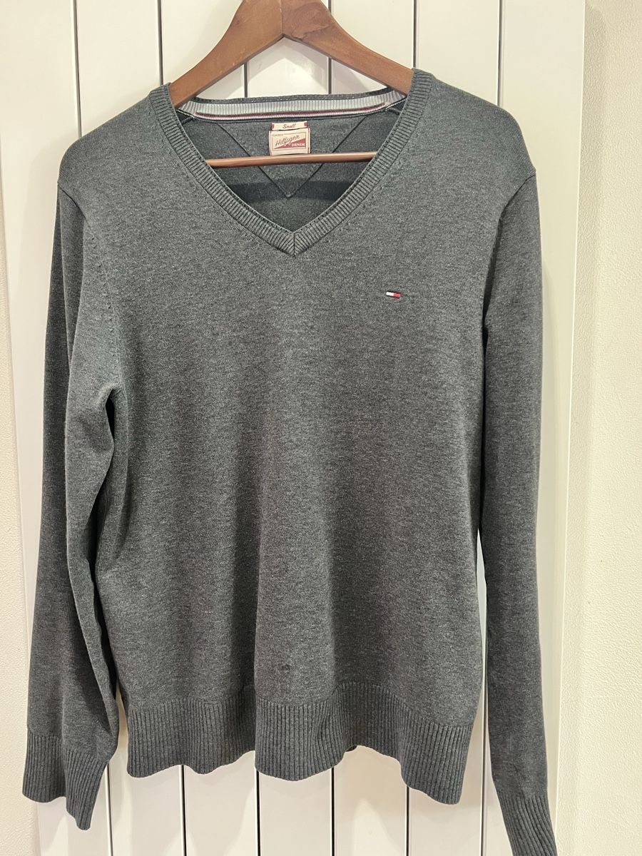 Tommy Hilfiger Pullover & Sweatshirts: Pull Tommy Hilfiger gris taille S, parfait état – Gebraucht aus Morges von Alexys23