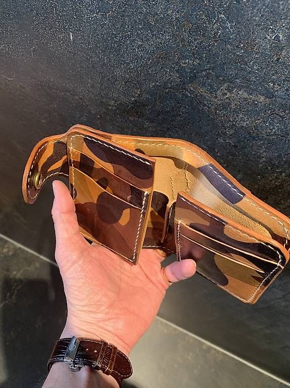 Portafogli: Leder Biker-Wallet im Camouflage-Style – Usato da Uttigen venduto da Bartolin78 4