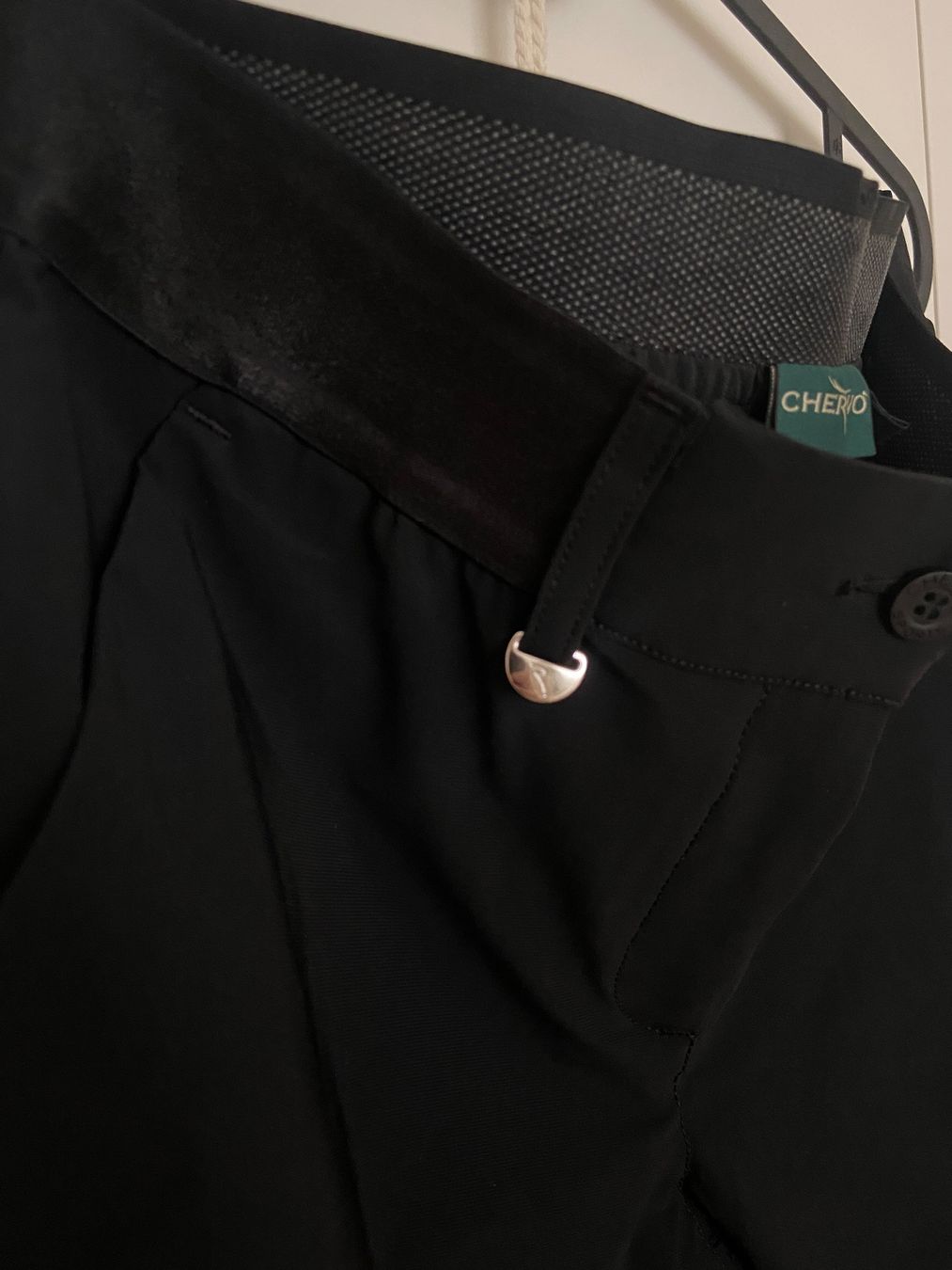 Pantaloni: Golfhose Damen von CHERVÒ, Gr. 38 – Usato da Kloten venduto da zizibru 1