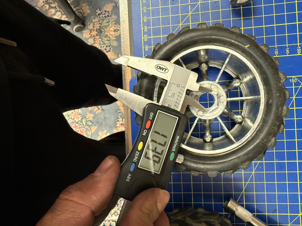 RC Kits de montage: Rc felgen mit 17mm mitnehmer – D'occasion à Winterthur par Ocasiones.ch 4