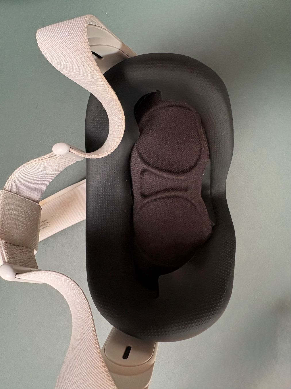 Meta Casque VR: Meta Quest 2 inkl. Case, Link-Kabel & Zubehör – D'occasion à Zürich par spiamlolneec 2