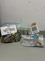 Holzspielzeug Set – Bausteine, Stapelsteine & Fädelspiel
