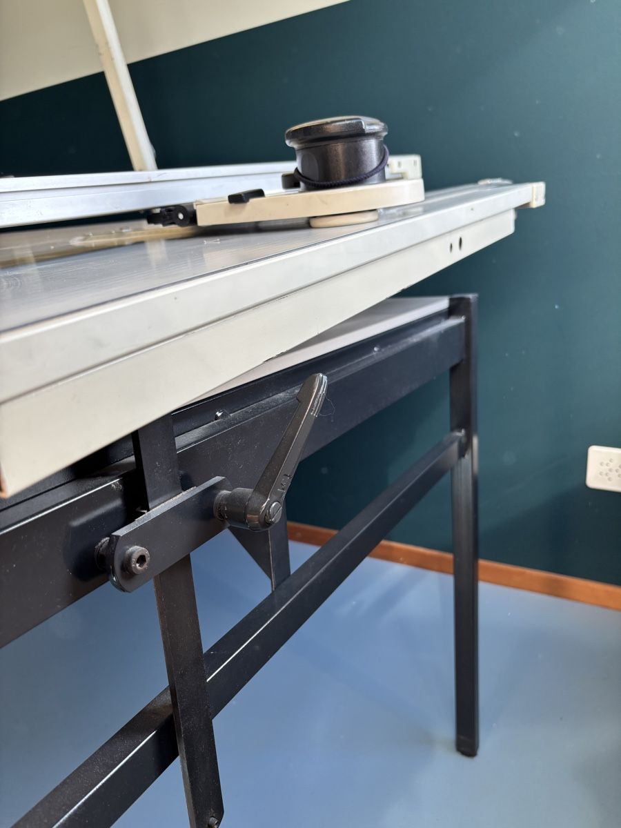 Scrivanie: Nestler Zeichenpult – Usato da Sarmenstorf venduto da del_8stl 2