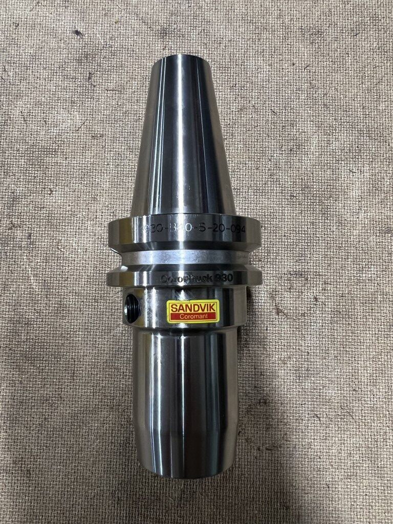Attrezzi per industria metallurgica: Sandvik CoroChuck 930 BT40 Spannfutter – Usato da Zuchwil venduto da dragosmd-maschinen