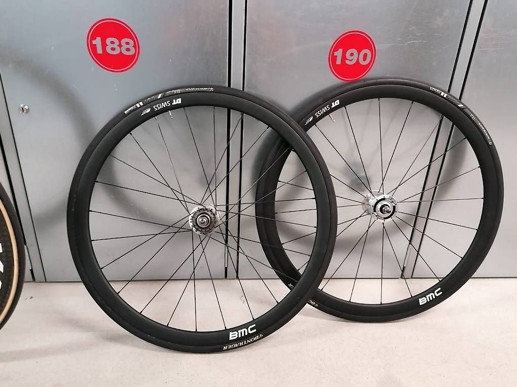 BMC Biciclette: BMC Track Machine 02 – Usato da Neuchâtel venduto da R0M1NF 4