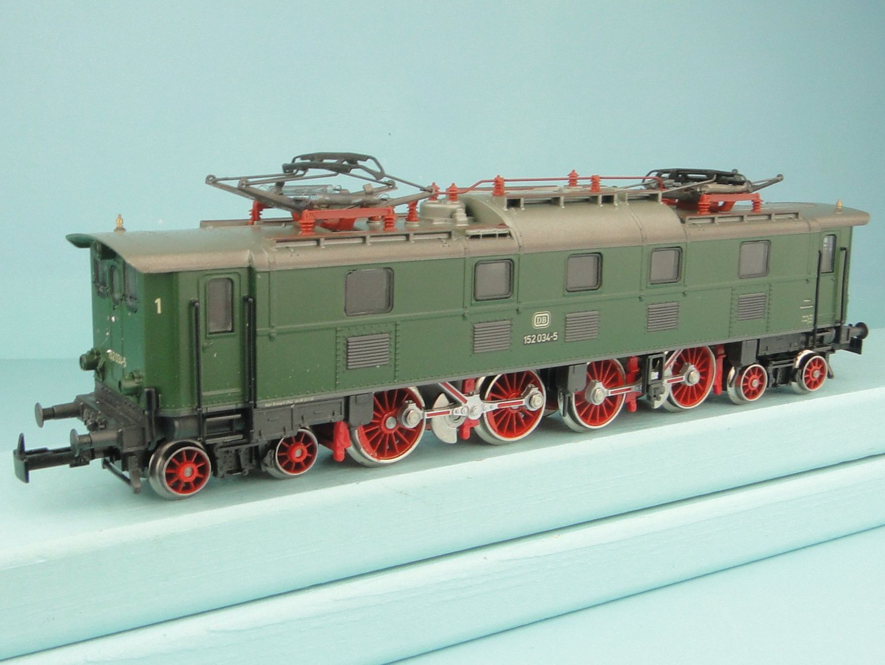 Märklin Modellini di ferrovie: Märklin 8366 BR 152, HAMO Gleichstrom – Usato da Bülach venduto da cann11 2